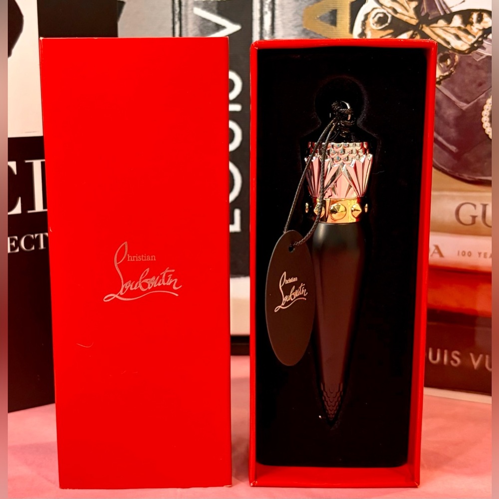 NIB CHRISTIAN LOUBOUTIN Rouge LOUBOUTIN Lipstick VELVET MATTE - Picture 3 of 13